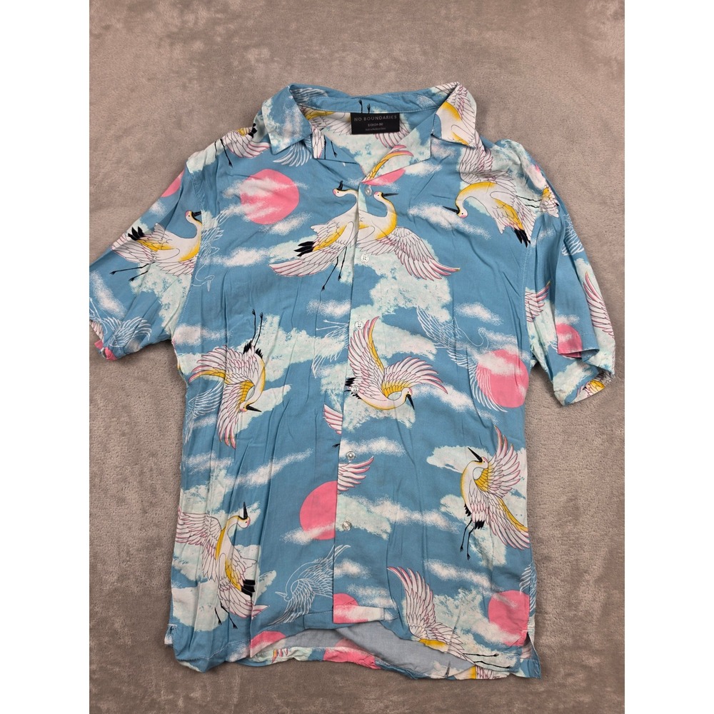 No Boundaries Button Up Shirt Mens Small Blue Crane Bird Print Short Sleeve